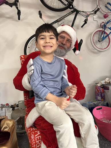 Gallery photo 9 of Santa Brad