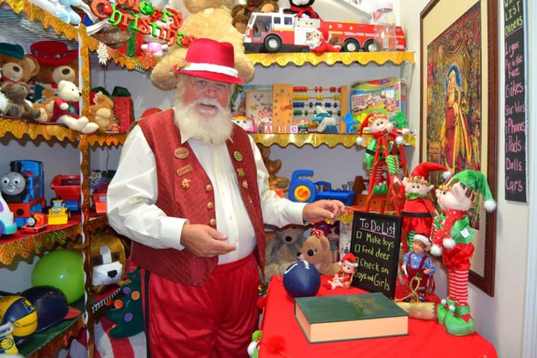 Gallery photo 6 of Santa Dale