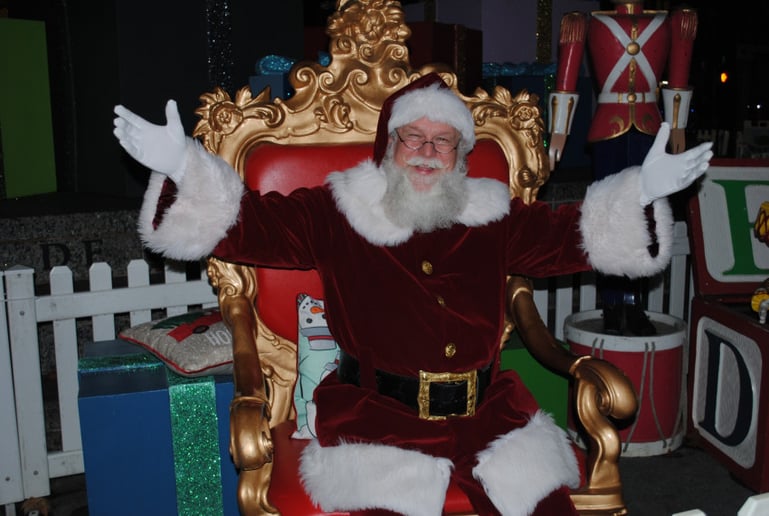 Gallery photo 14 of Santa Dale
