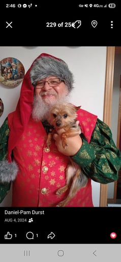 Gallery photo 1 of Santa Dan