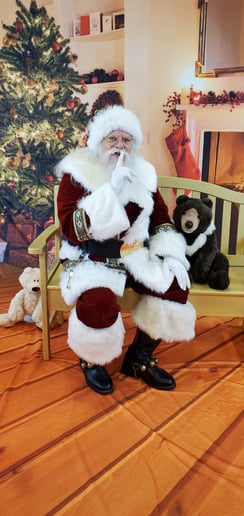 Gallery photo 40 of Santa Dan
