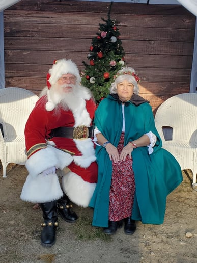 Gallery photo 42 of Santa Dan