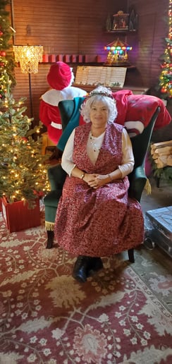 Gallery photo 12 of Santa Dan