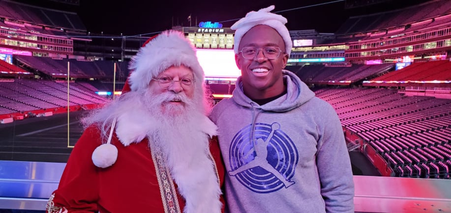 Gallery photo 32 of Santa Dan