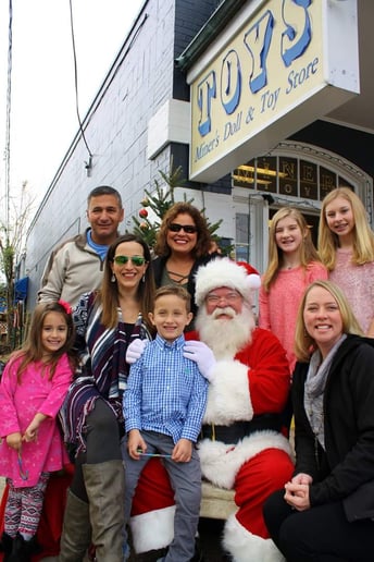 Gallery photo 1 of Santa Dane
