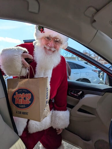Gallery photo 6 of Santa Dane