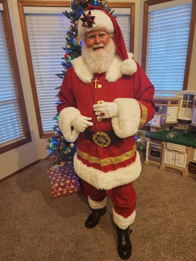 Gallery photo 10 of Santa Dan Malloy