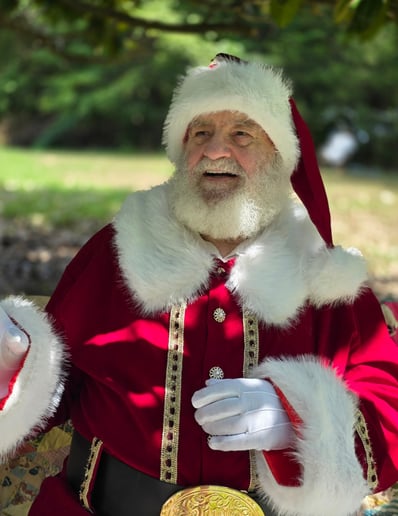 Gallery photo 2 of Santa Danny