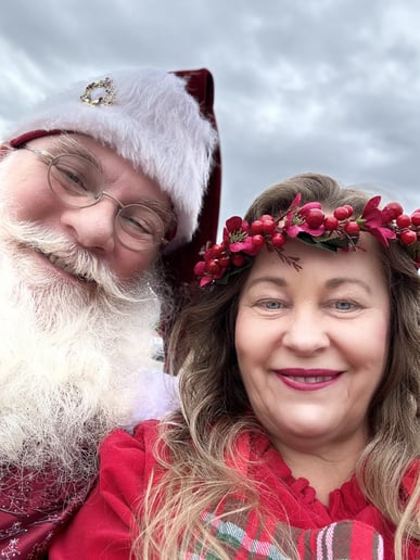 Gallery photo 1 of Santa Darin