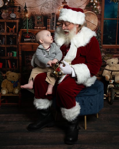 Gallery photo 3 of Santa Darrell