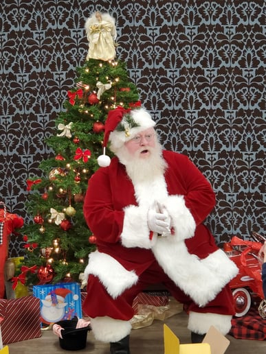 Gallery photo 7 of Santa Darrin