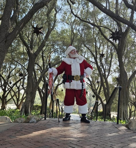 Gallery photo 34 of Santa Dave