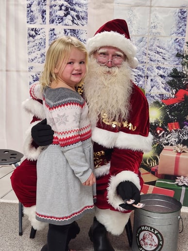 Gallery photo 4 of Santa David