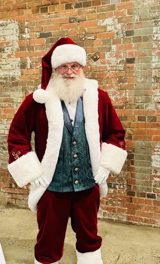 Gallery photo 3 of Santa David