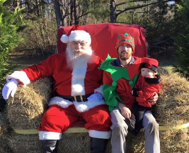 Gallery photo 2 of Santa Dean