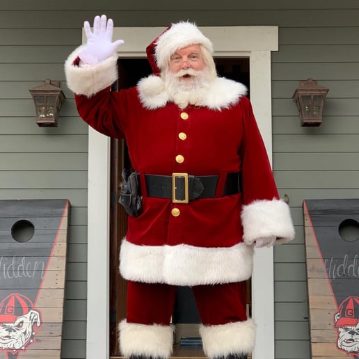 Gallery photo 8 of Santa Dean