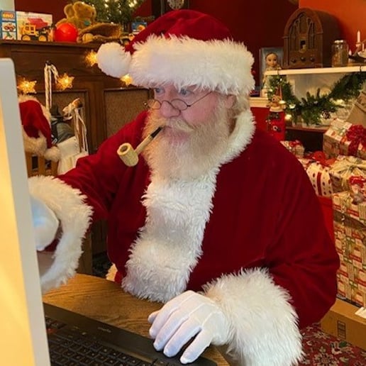 Gallery photo 1 of Santa Dennis