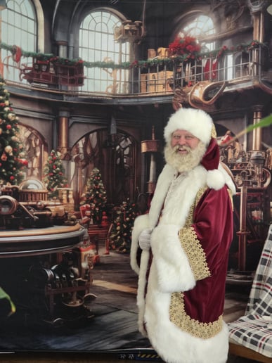 Gallery photo 1 of Santa Domhnall