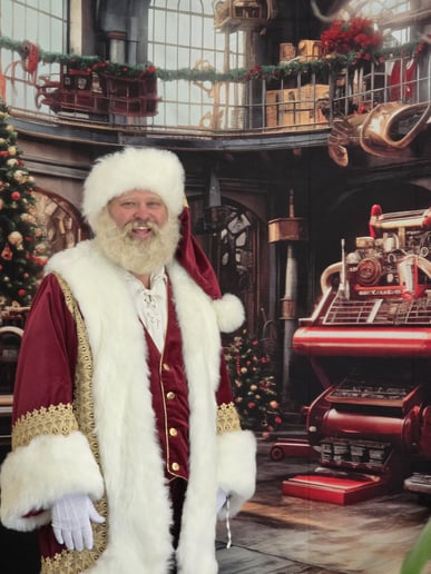 Gallery photo 3 of Santa Domhnall