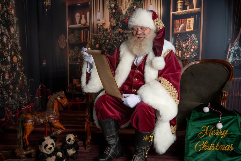 Gallery photo 5 of Santa Domhnall
