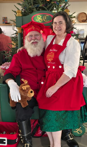 Gallery photo 13 of Santa Domhnall
