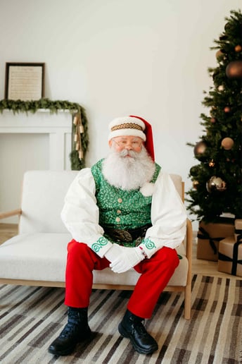 Gallery photo 1 of McCutchanville Santa