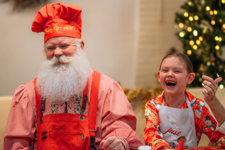 Gallery photo 14 of McCutchanville Santa