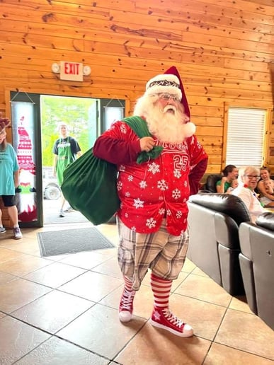 Gallery photo 8 of Santa Donnie