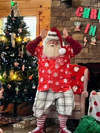 Gallery photo 9 of Santa Donnie