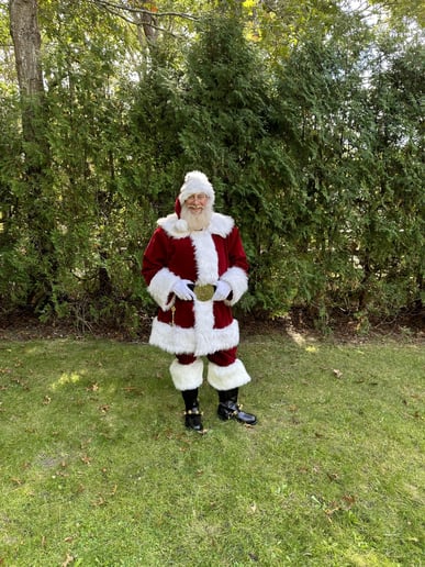 Gallery photo 1 of Santa Doug