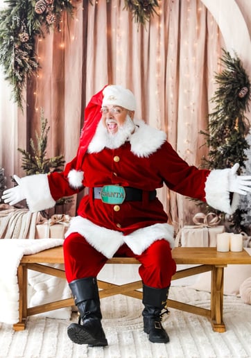 Gallery photo 11 of Santa Duff