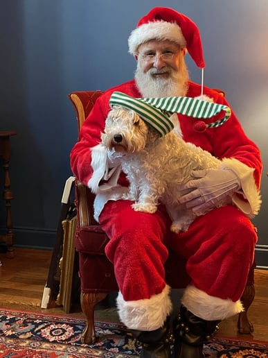 Gallery photo 9 of Santa Dwight