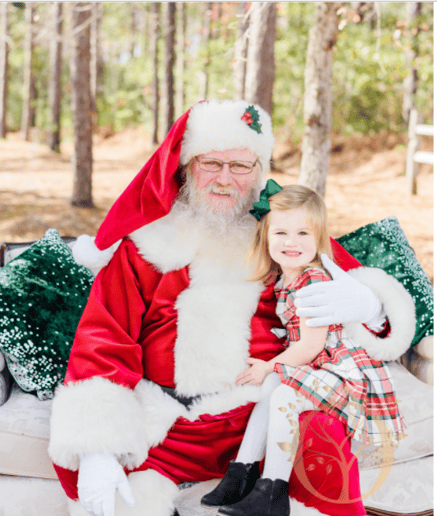 Gallery photo 1 of Santa Earl