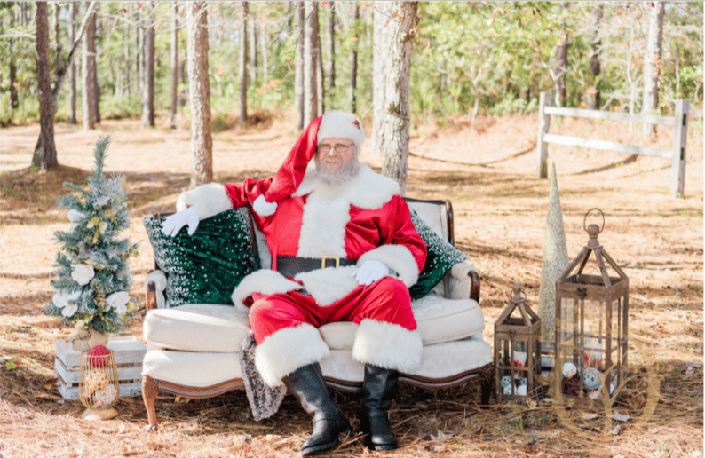 Gallery photo 3 of Santa Earl