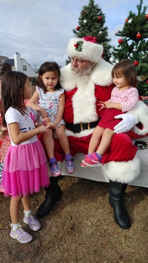 Gallery photo 6 of Santa Earl