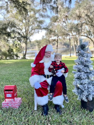 Gallery photo 7 of Santa Ed