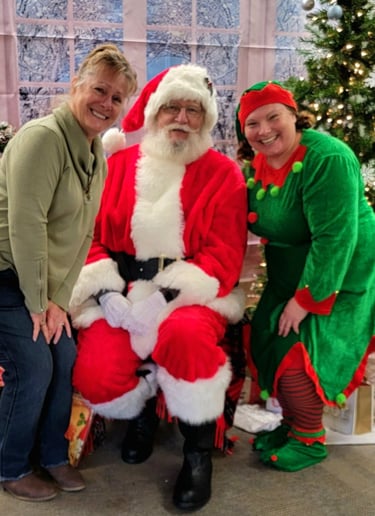 Gallery photo 1 of Santa Ed