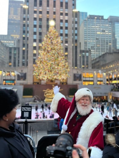Gallery photo 2 of Santa Eddie