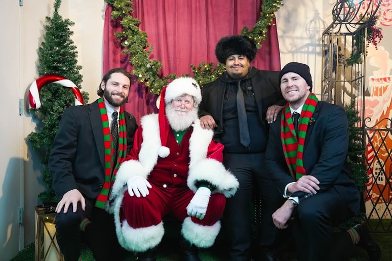 Gallery photo 10 of Santa Eddie