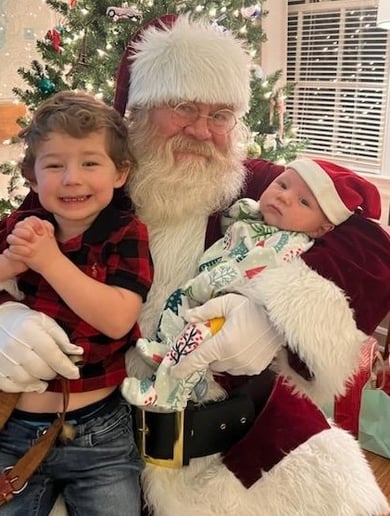Gallery photo 1 of Santa Eddie