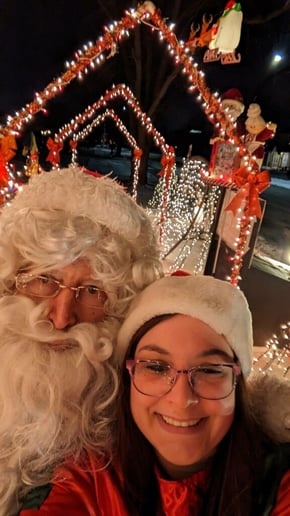 Gallery photo 1 of Santa &elf