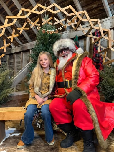 Gallery photo 12 of Santa Jeffy