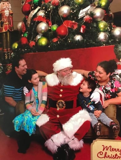 Gallery photo 14 of Santa Eric