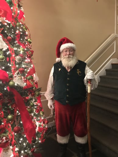 Gallery photo 3 of Santa Eric