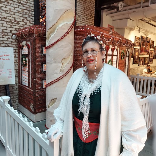 Gallery photo 8 of Santa Everrett