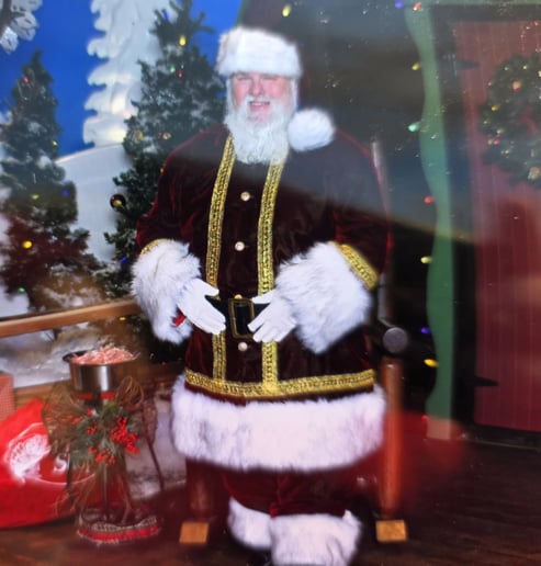 Gallery photo 8 of Santa Chris