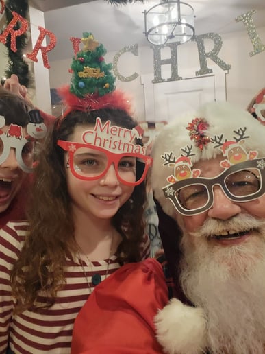 Gallery photo 1 of Santa For A Cause