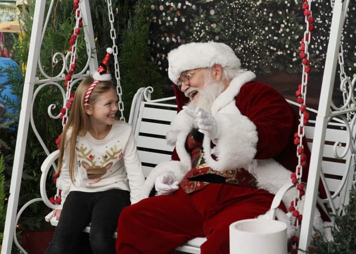 Gallery photo 3 of Santa For A Cause