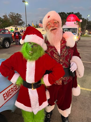 Gallery photo 4 of Santa For A Cause