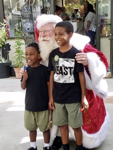 Gallery photo 41 of Santa Bob
